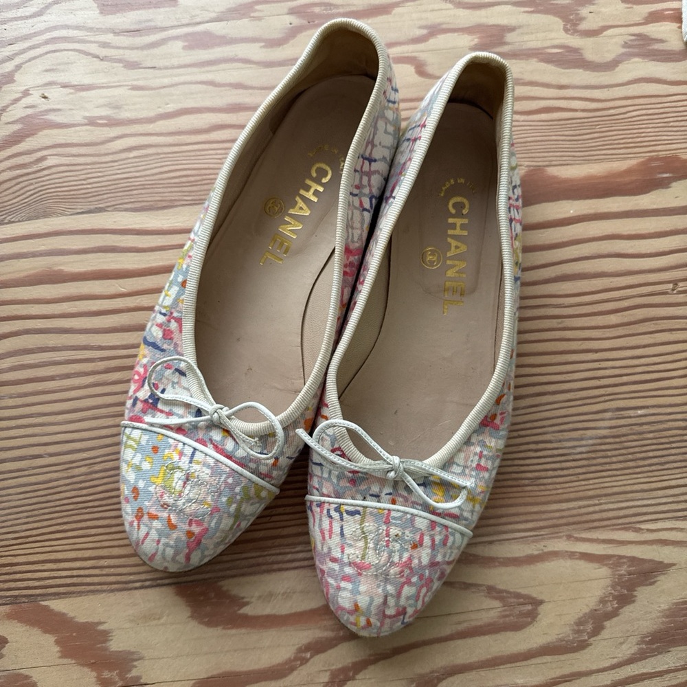 Chanel flats